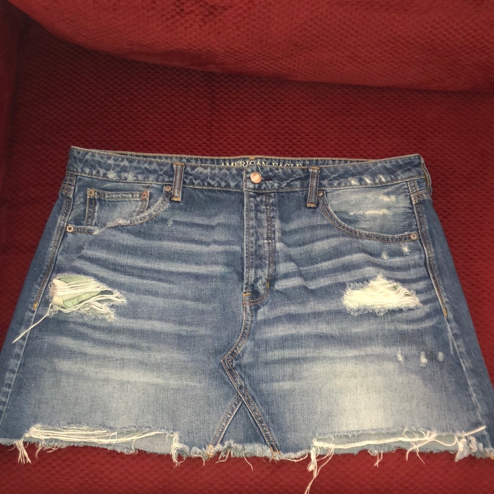 American Eagle Button Up Denim Skirt